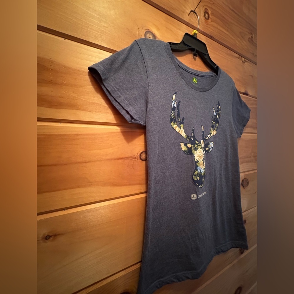John Deere Floral Antlers Tee T Shirt Gray Large. NWOT - Picture 6 of 9